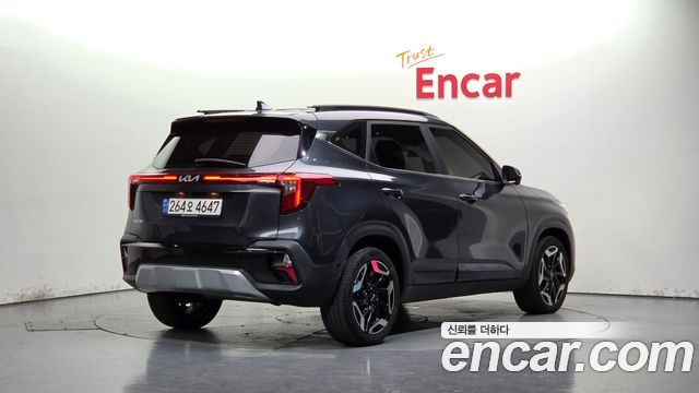 Kia Seltos 2023 — photo 2