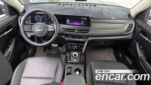 Kia Seltos 2023 — photo 10