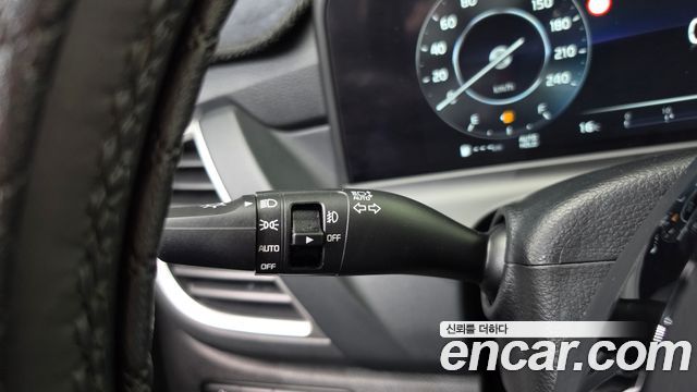 Kia Seltos 2023 — photo 23