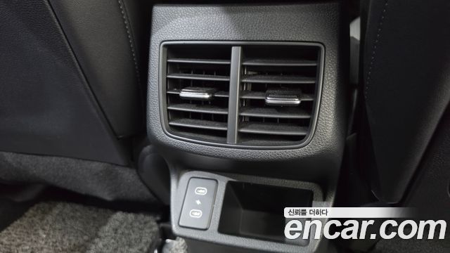 Kia Seltos 2023 — photo 24