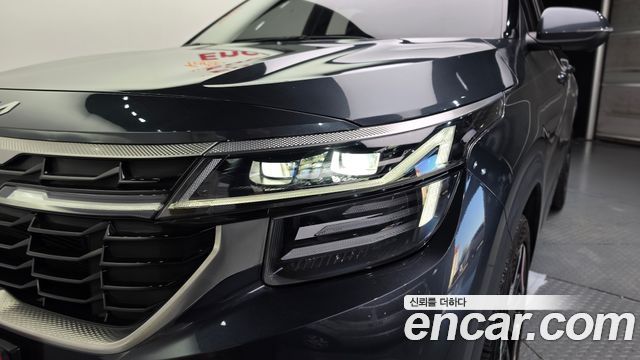 Kia Seltos 2023 — photo 8