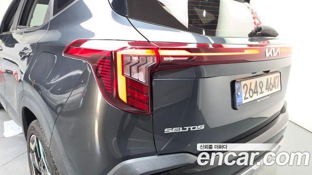Kia Seltos 2023 — photo 9