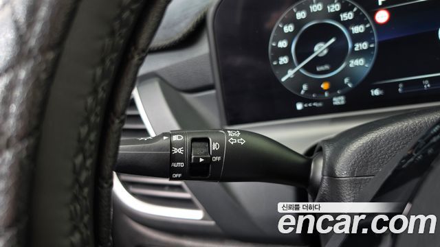 Kia Seltos 2023 — photo 28