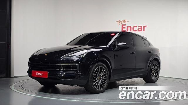 Porsche Cayenne 2022 — photo 1