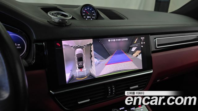 Porsche Cayenne 2022 — photo 15