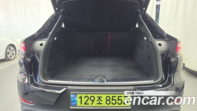 Porsche Cayenne 2022 — photo 20