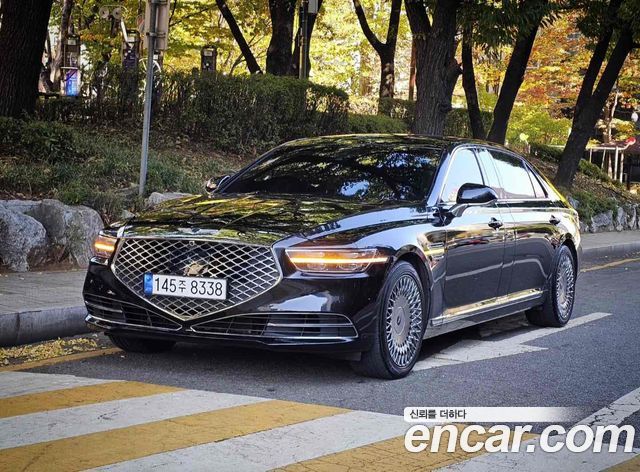 Genesis G90 2019 — photo 1