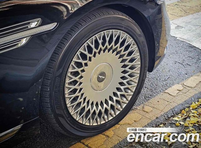 Genesis G90 2019 — photo 6