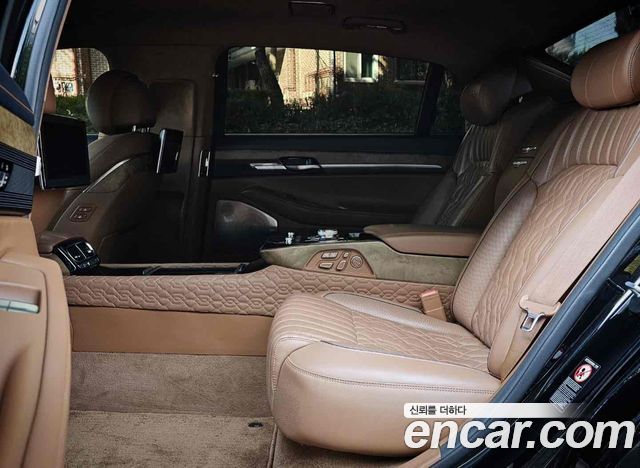 Genesis G90 2019 — photo 13