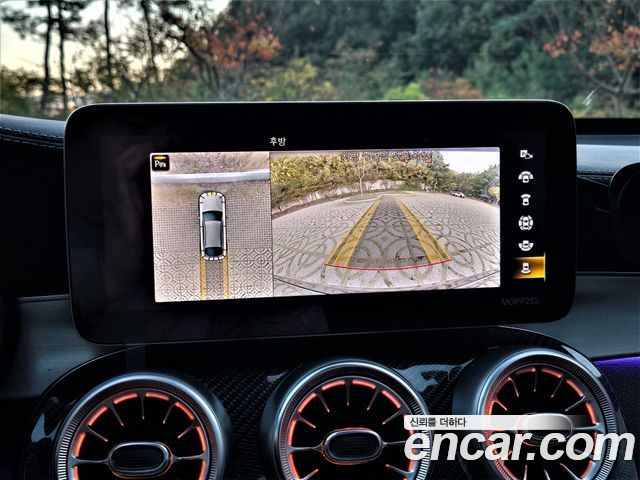 Mercedes-Benz GLC-Class 2020 — photo 12