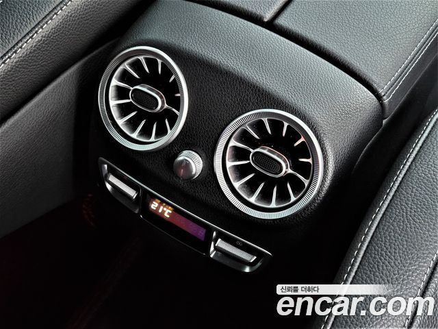 Mercedes-Benz GLC-Class 2020 — photo 15