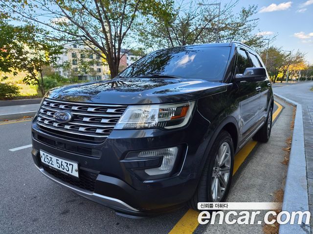Ford Explorer 2017 — photo 1