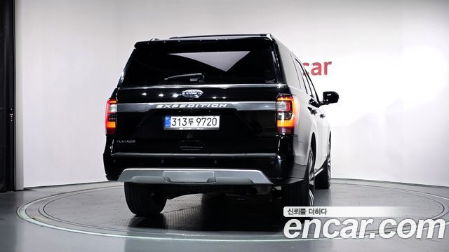 Ford Expedition 2021 — photo 4