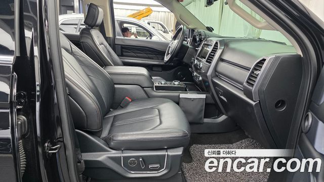 Ford Expedition 2021 — photo 11