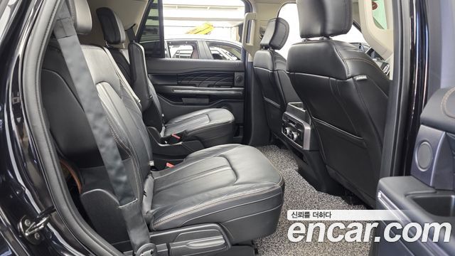 Ford Expedition 2021 — photo 12