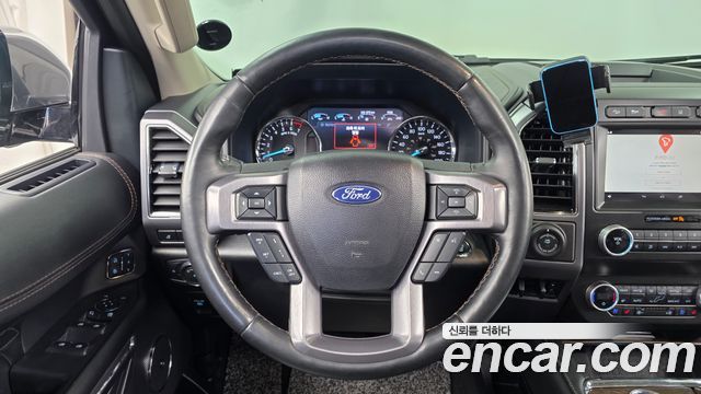 Ford Expedition 2021 — photo 13