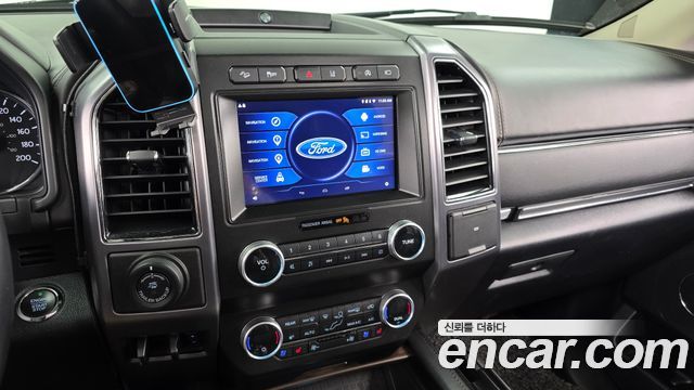 Ford Expedition 2021 — photo 14