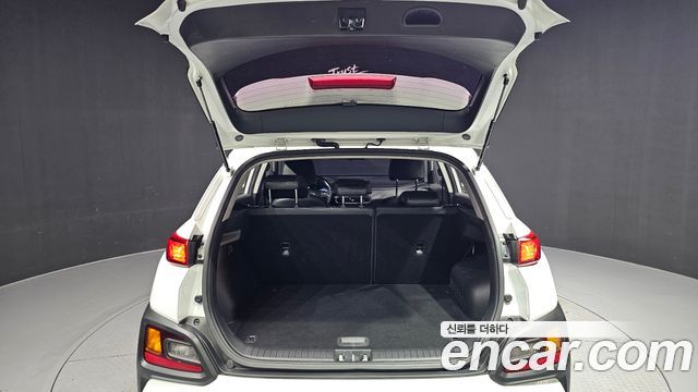 Hyundai Kona 2018 — photo 31