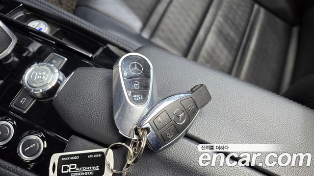 Mercedes-Benz CLS-Class 2012 — photo 16