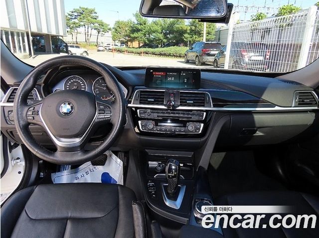 BMW Gran Turismo 2018 — photo 7