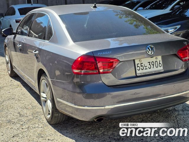Volkswagen Passat 2013 — photo 4