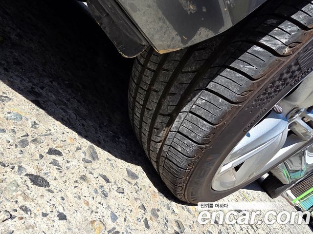 Volkswagen Passat 2013 — photo 19
