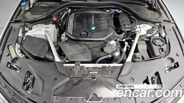 BMW 5-Series 2022 — photo 6