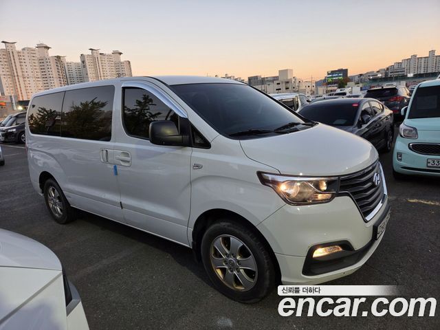 Hyundai Starex 2019 — photo 3