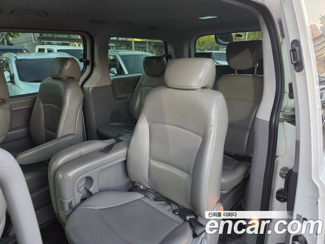 Hyundai Starex 2019 — photo 8