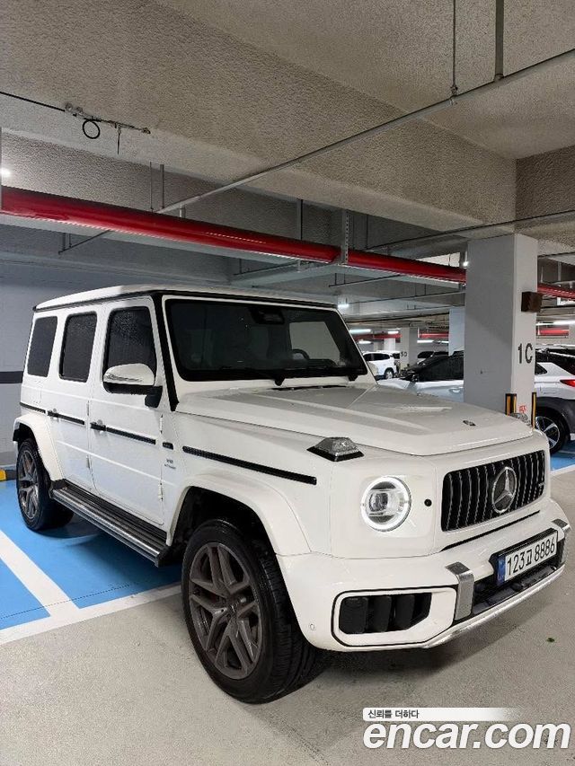 Mercedes-Benz G-Class 2025 — photo 2