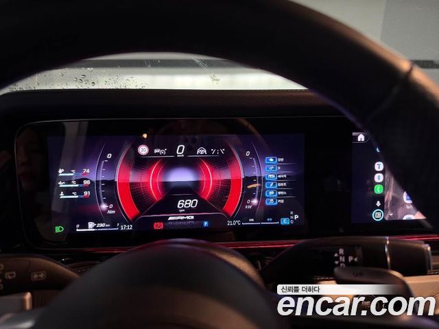 Mercedes-Benz G-Class 2025 — photo 13