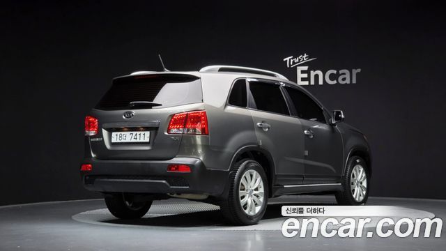 Kia Sorento 2011 — photo 2