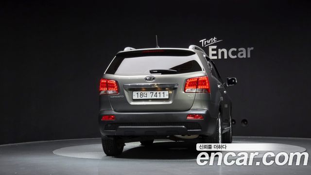 Kia Sorento 2011 — photo 4