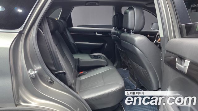 Kia Sorento 2011 — photo 12