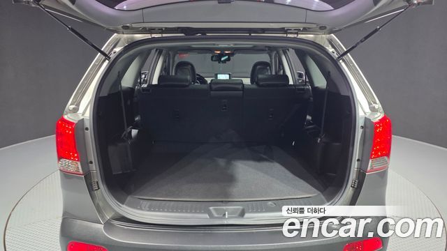 Kia Sorento 2011 — photo 20