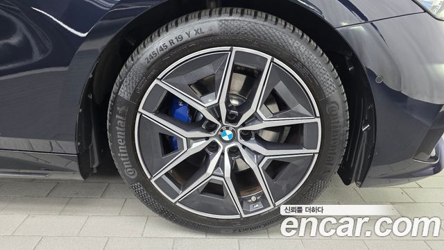 BMW 5-Series 2024 — photo 7