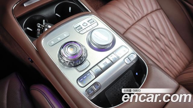 Genesis G90 2025 — photo 12