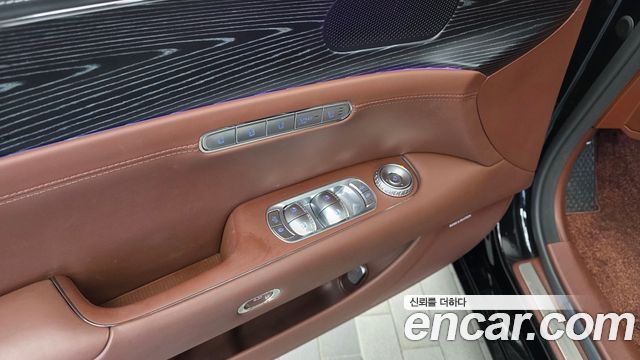 Genesis G90 2025 — photo 28