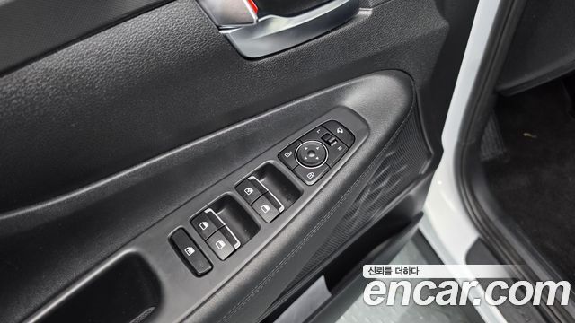 Hyundai Santafe 2021 — photo 24