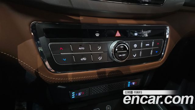 KG Mobility Rexton 2019 — photo 24