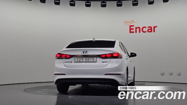 Hyundai AVANTE 2016 — photo 4