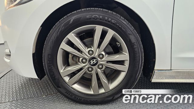 Hyundai AVANTE 2016 — photo 5