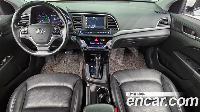Hyundai AVANTE 2016 — photo 7