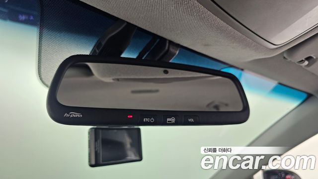 Hyundai AVANTE 2016 — photo 19