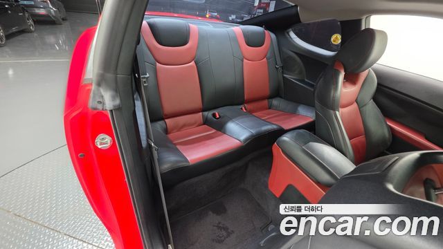 Hyundai Genesis 2010 — photo 11