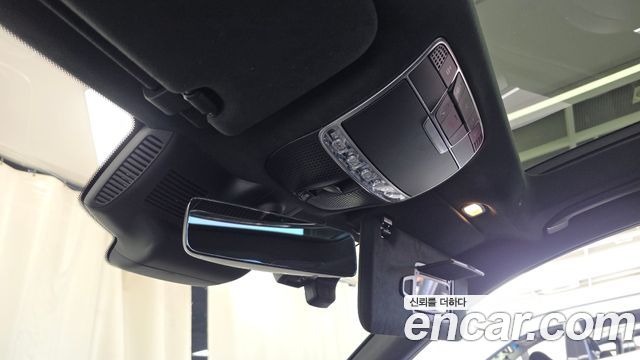 Mercedes-Benz S-Class 2018 — photo 25