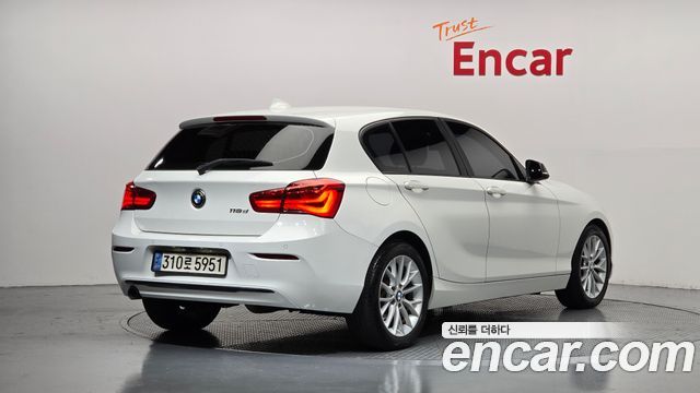 BMW 1-Series 2016 — photo 2