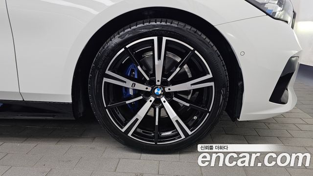 BMW 5-Series 2026 — photo 7