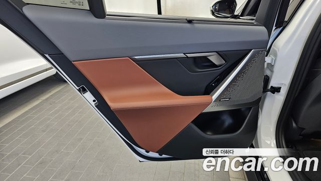 BMW 5-Series 2026 — photo 15
