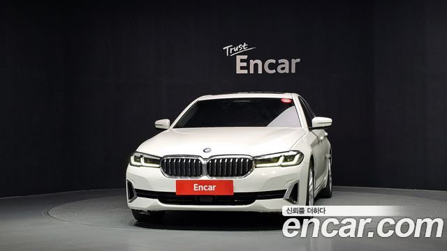 BMW 5-Series 2021 — photo 3